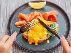 Larang Makan Terlalu Kenyang, Nabi SAW Anjurkan Secukupnya