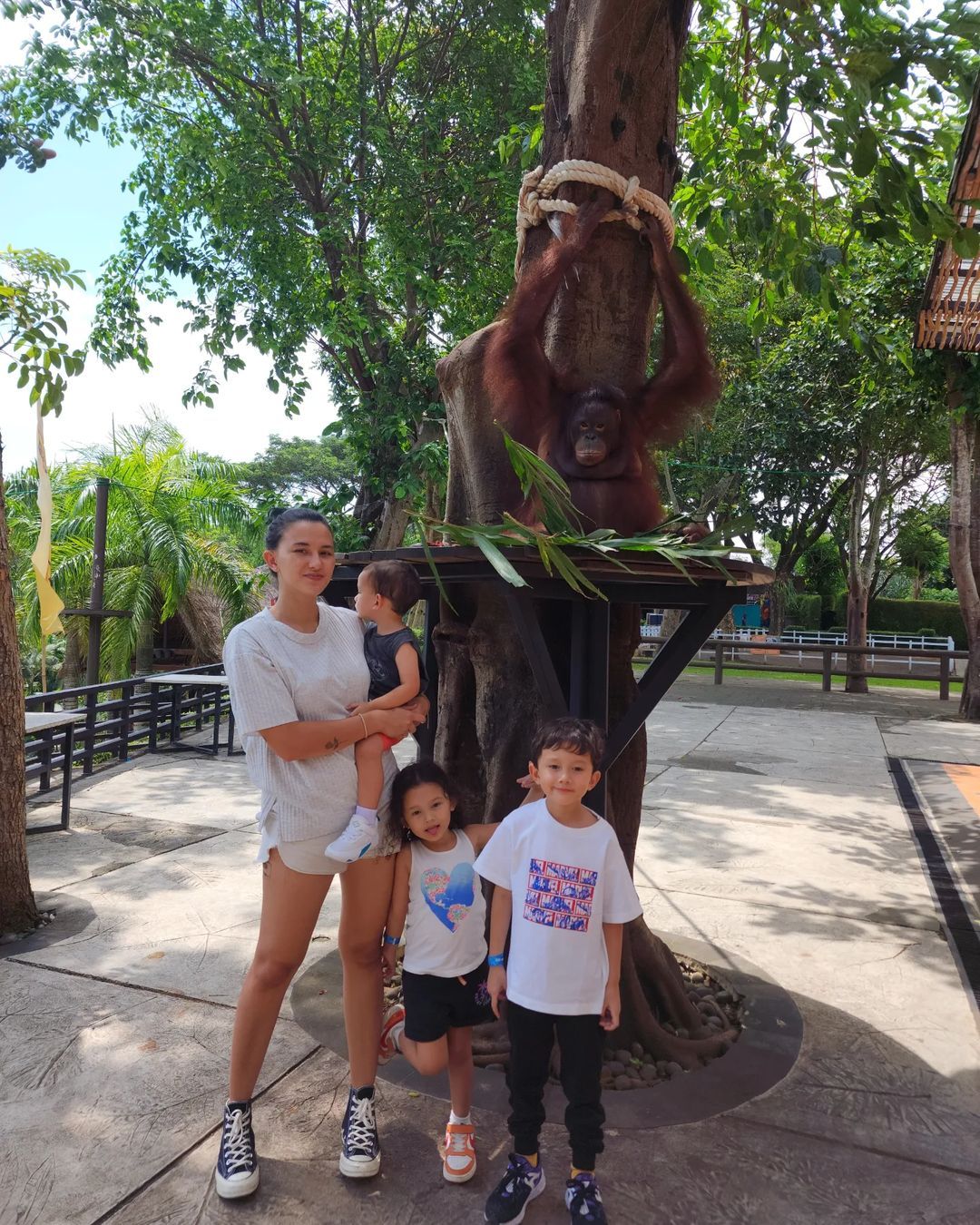 Dahlia Poland bongkar dugaan perselingkuhan suaminya, Fandy Christian