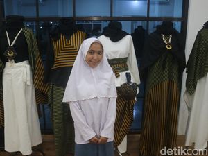Desainer Muda Asal Kudus Pamerkan Karya di Hong Kong Fashion Week Desainer Muda Asal Kudus Pamerkan Karya di Hong Kong Fashion Week