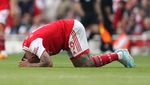 Meme Lucu Arsenal, Kans Juara Menipis Bikin Fans Menangis