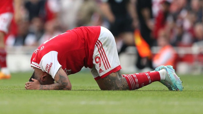 Gabriel Jesus LONDON, ENGLAND - MAY 14: Gabriel Jesus of Arsenal reacts to an injury during the Premier League match between Arsenal FC and Brighton & Hove Albion at Emirates Stadium on May 14, 2023 in London, United Kingdom. (Photo by Charlotte Wilson/Offside/Offside via Getty Images)