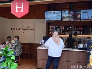 Cita Rasa Laksa Seafood Hang Tuah Chillax yang Tak Terlupakan