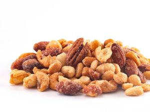 Makanan Asin Bikin Haus & Berdampak bagi Kesehatan, Mitos atau Fakta?