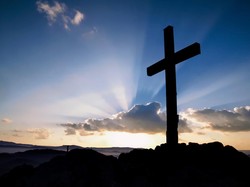 50+ Rekomendasi Ucapan Memperingati Wafatnya Yesus Kristus 2024