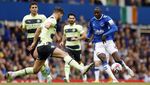 Kalahkan Everton, Man City Kian Dekati Gelar Juara