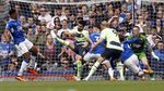 Kalahkan Everton, Man City Kian Dekati Gelar Juara