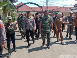 TNI-Polri Bangunkan Lahan Tidur demi Ketahanan Pangan di Indramayu