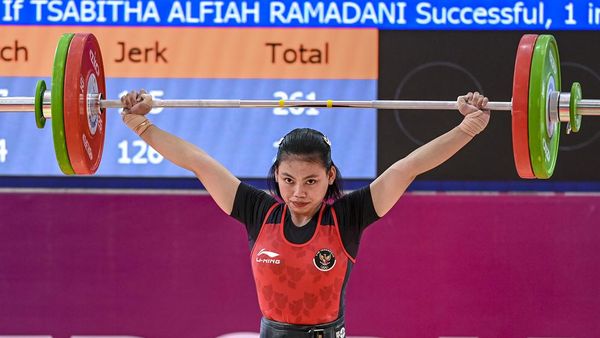 Lifter Tsabitha Alfiah Tambah Pundi-pundi Emas SEA Games 2023