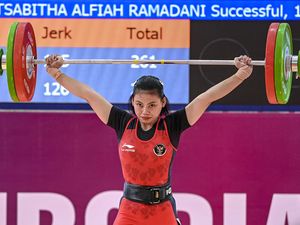 2 Lifter Putri Indonesia Jaga Asa Rebut Medali Kelas 59kg dan 64kg 2 Lifter Putri Indonesia Jaga Asa Rebut Medali Kelas 59kg dan 64kg