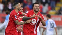 Selepas jeda, Monza bisa mencuri gol kedua di menit ke-54 lewat Andrea Pentagna. AP/Claudio Grassi  