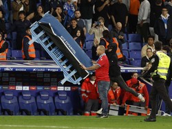 Tak ada pemain Barcelona yang terluka. Suporter Espanyol juga kemudian melampiaskan kekecewaan ke arah direksi klub akibat performa buruk tim kesayangan mereka. Espanyol terancam terdegradasi karena sedang berada di urutan 19 dengan 31 poin.