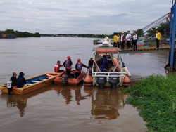 Plt Ketua DPD Golkar Kubu Raya Hilang Usai Sengaja Lompat ke Sungai Kapuas