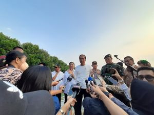 Jokowi Bicara Kompleksitas Masalah Penyanderaan di Papua: KKB Kuasai Lapangan