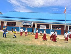 BRI Beri Bantuan Renovasi Gedung Sekolah SD di Kalimantan Utara