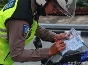 Tilang Manual di Surabaya akan Diterapkan Lagi, Pelanggaran Ini Terbanyak Tilang Manual di Surabaya akan Diterapkan Lagi, Pelanggaran Ini Terbanyak