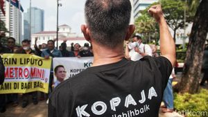 Tolak Pengurangan Jumlah Armada, Pemilik Kopaja Demo Balai Kota