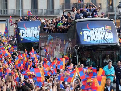 Barcelona Gelar Parade Bus Terbuka Rayakan Juara Liga Spanyol