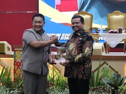 Bupati Sumedang Bagi Cara Penerapan SPBE di Kalimantan Tengah
