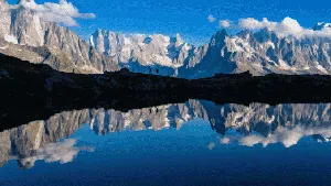 Foto-foto Refleksi Bentang Alam yang Indahnya Kebangetan