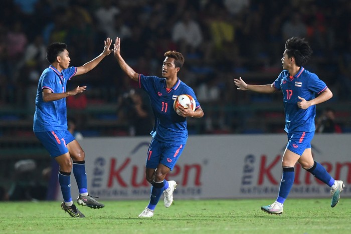 Garuda Muda Juara SEA Games 2023 Timnas Indonesia U-22 mengakhiri puasa gelar dengan menjuarai sepakbola SEA Games 2023. Tim asuhan Indra Sjafri menang 5-2 atas Thailand di laga final.