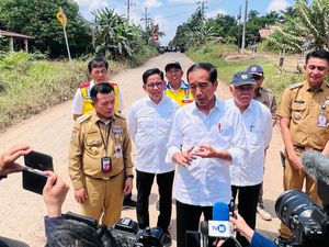 Jokowi: 4.600 Km Jalan Kabupaten/Kota di Jambi Rusak, Provinsi 250 Km