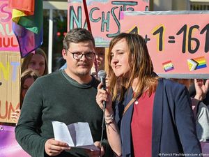 Kekerasan Sayap Kanan Meningkat di Keseharian Sekolah-sekolah Jerman