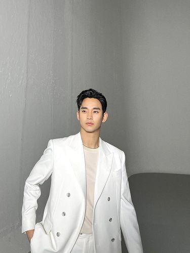 Kim Soo Hyun