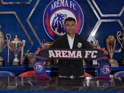 2 Pemain PSMS Medan Resmi Pindah ke Arema FC