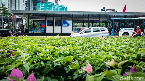 Mau Direvitalisasi, Halte TransJ Bundaran Senayan Tutup 31 Mei