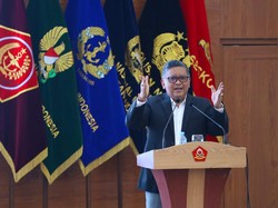 Anies Sindir Lari-lari untuk Posting Foto, PDIP: Pemimpin Mengakar ke Bawah