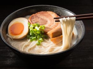 Oishii! Ramen Jepang Otentik Bisa Ditemukan di Resto Tersembunyi