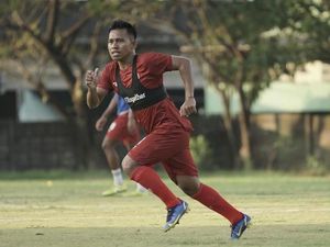 Sepak Terjang Bintang Persiraja Vivi Asrizal Cedera Semusim di PSM Makassar Sepak Terjang Bintang Persiraja Vivi Asrizal Cedera Semusim di PSM Makassar