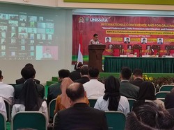 Di Unissula, Maruf Cahyono Paparkan Pentingnya Regulasi Cegah KDRT