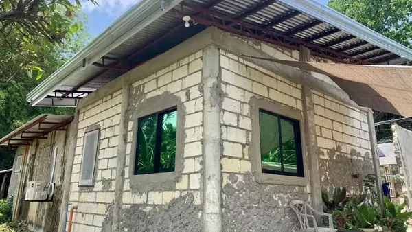 8 Foto Rumah Luarnya Sederhana Cuma Batako, Dalamnya Mengagumkan Bikin Betah