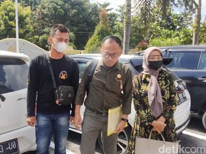 Guru SD Ngaku Diperas Jaksa Dimintai Klarifikasi di Kejari Asahan Guru SD Ngaku Diperas Jaksa Dimintai Klarifikasi di Kejari Asahan