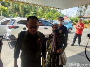 Kejati Sumut Klarifikasi soal Kronologi Pemerasan yang Dialami Guru SD Kejati Sumut Klarifikasi soal Kronologi Pemerasan yang Dialami Guru SD