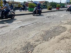 Warga Khawatir Perbaikan Jalan Kranji Jadi Proyek Abadi Bila Tanpa Got