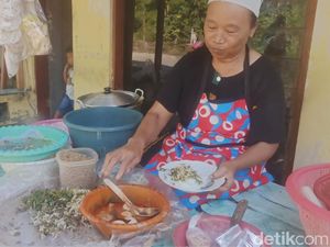 Mencicipi Gurih Manis Nasi Ndoreng Kuliner Khas Demak Mencicipi Gurih Manis Nasi Ndoreng Kuliner Khas Demak