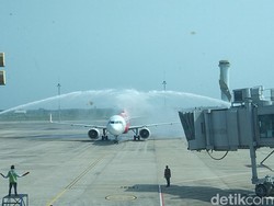 125 Penumpang Terbang Perdana ke Malaysia Via BIJB Majalengka