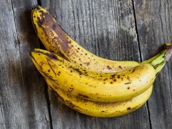 5 Manfaat Luar Biasa di Balik Pisan Berbercak Hitam