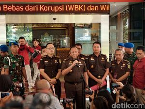 Menkominfo Johnny Plate Dijerat Jadi Tersangka Usai 3 Kali Diperiksa Kejagung