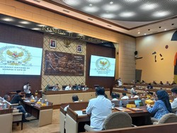 Komisi II DPR Minta KPU Tak Ubah Aturan Keterwakilan Perempuan PKPU 10/2023