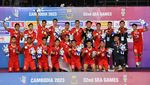 Senyum Ceria Garuda Muda dengan Medali Emas