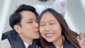 8 Foto Bumil Sisca Kohl Liburan di Korea Bareng Suami, Makin Mesra & Kompak