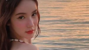 9 Gaya Transgender Thailand Berbikini, Dulu Pria Tulen Kini Bertubuh Seksi