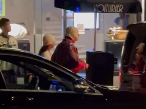 Jennie BLACKPINK dan V BTS