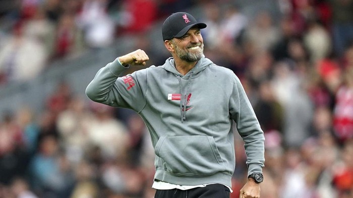 Liverpool manager Jurgen Klopp celebrates after the final whistle in the Premier League match at Anfield, Liverpool Saturday May 6, 2023.   (Mike Egerton/PA via AP)