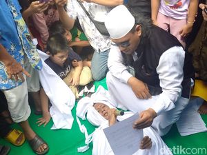 Pengakuan Pria di Palembang Nekat Sumpah Pocong Pengakuan Pria di Palembang Nekat Sumpah Pocong