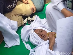 Akademisi UMP Sebut Sumpah Pocong Rian Tidak Berlaku Akademisi UMP Sebut Sumpah Pocong Rian Tidak Berlaku