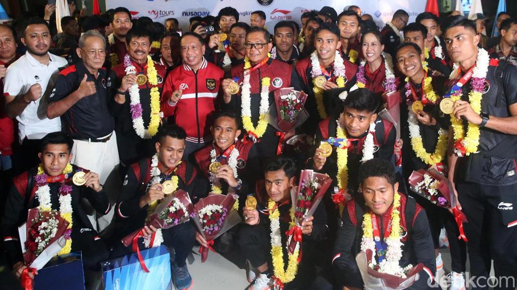 Timnas Indonesia U-22 Tiba di Tanah Air Timnas Indonesia U-22 Tiba di Tanah Air